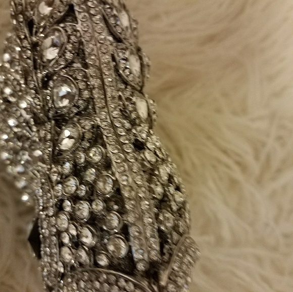 Celebrity Glam Festive Clutch - Picture 4 of 5